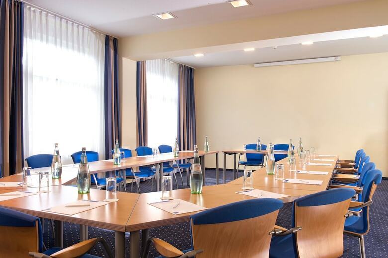 Hotel TRYP By Wyndham Luebeck Aquamarin