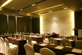 Hotel Z Through By The Zign