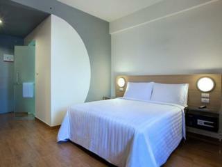 Red Planet Hat Yai (formerly Tune Hotel Hat Yai)