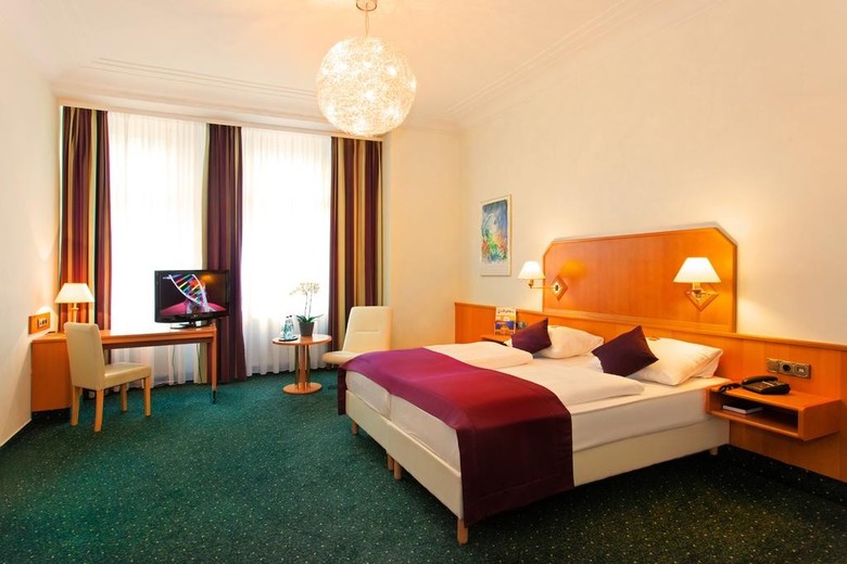 Favored Hotel Hansa