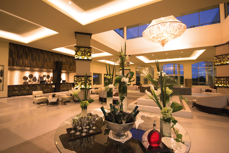 Hotel Boutique El Dorado Seaside Suites