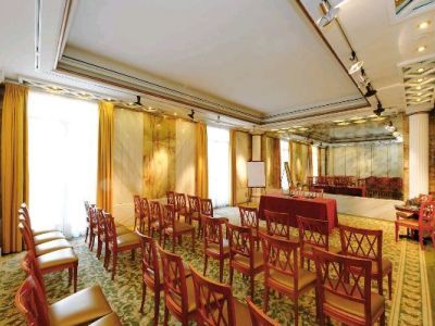 Hotel De Paris