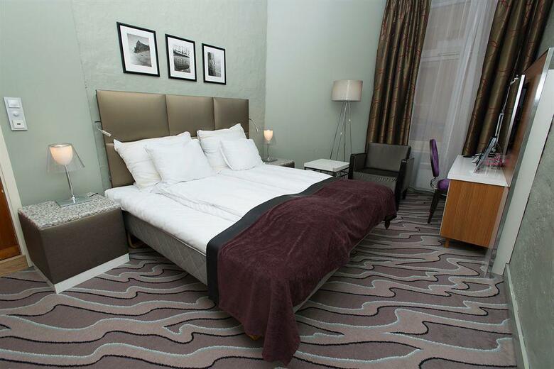 Clarion Hotel Admiral