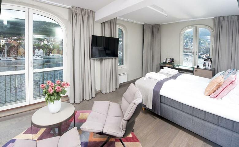 Clarion Hotel Admiral
