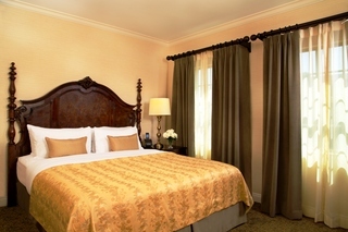 Ayres Hotel & Suites Costa Mesa