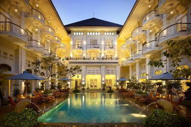 Hotel Phoenix