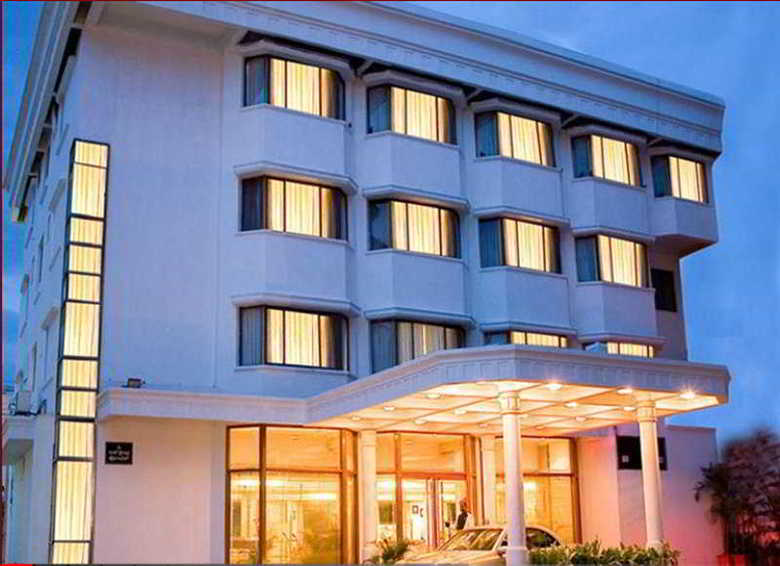 Hotel Infantry Court