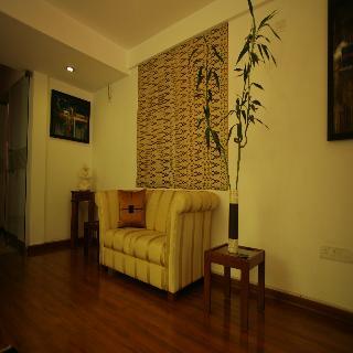Hotel Justa - The Residence Off Mg Road, Bangalore