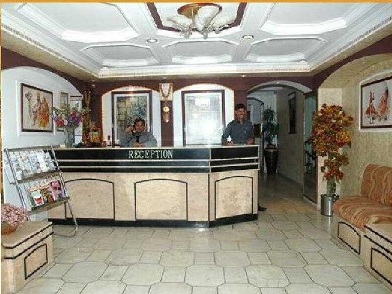 Hotel Rahul Palace