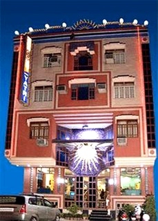Hotel Suncourt Yatri