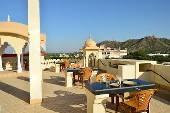 Hotel Amer View