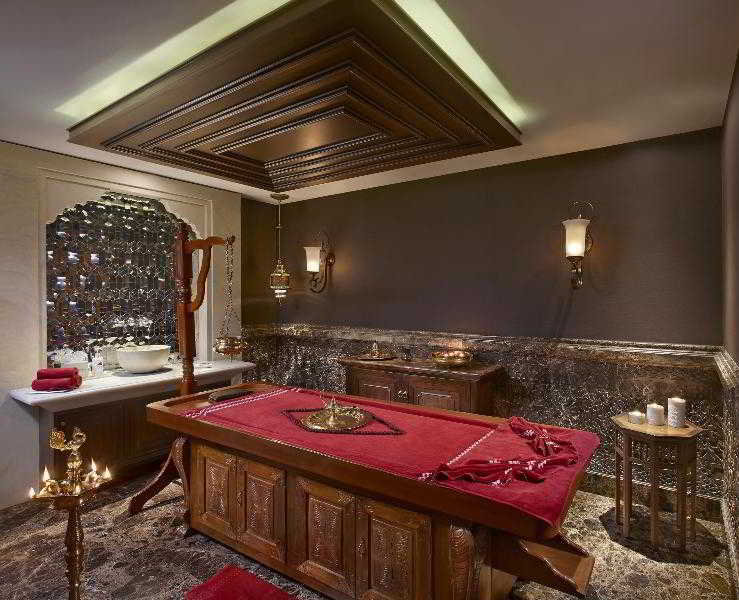 Hotel Rajputana Palace Sheraton