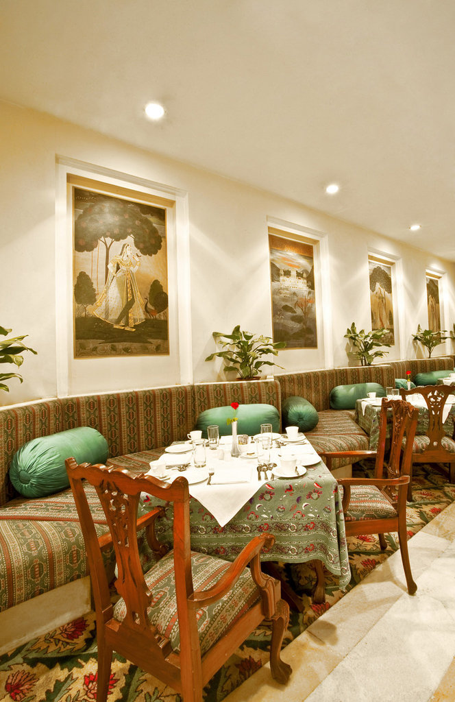 Hotel Rajputana Palace Sheraton