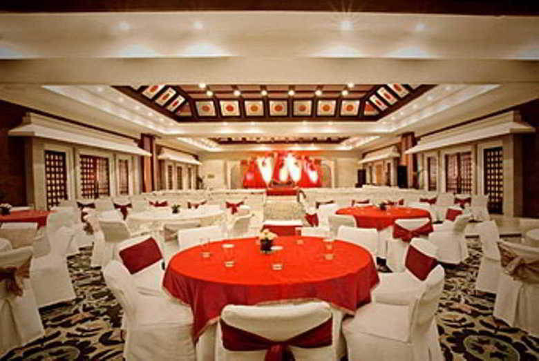 Hotel Rajputana Palace Sheraton