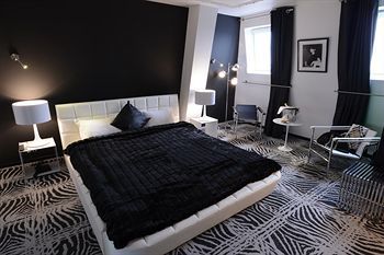 Hotel Art H�tel Rochecorbon