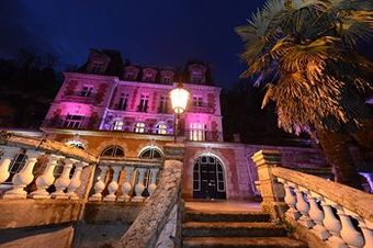 Hotel Art H�tel Rochecorbon