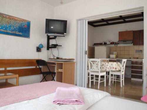 Apartments Materada