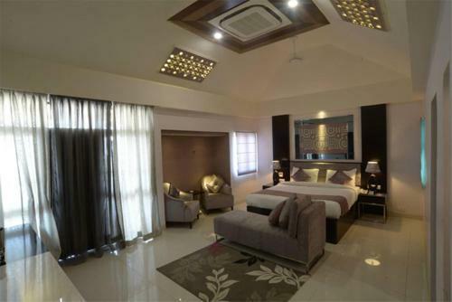 Hotel Regenta Resort Bhuj