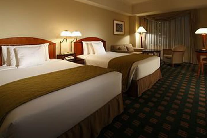 Hotel Yokohama Bay Sheraton  Towers