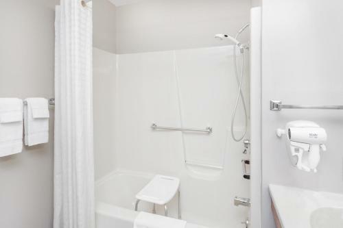 Hotel Super 8 By Wyndham Watseka