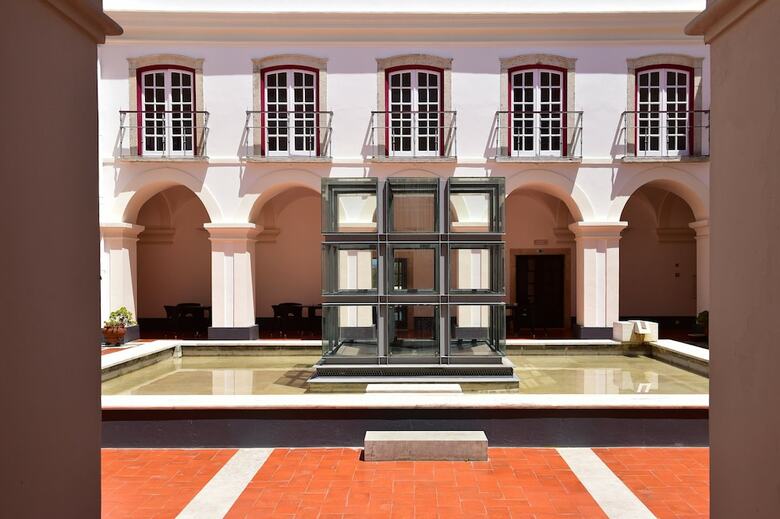 Hotel Pousada Alc�cer Do Sal - D.alfonso II