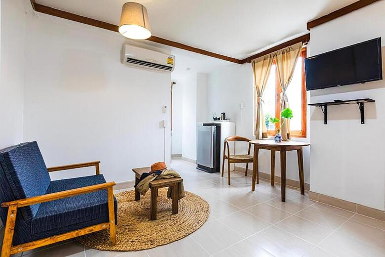 Howard Square Boutique Hotel