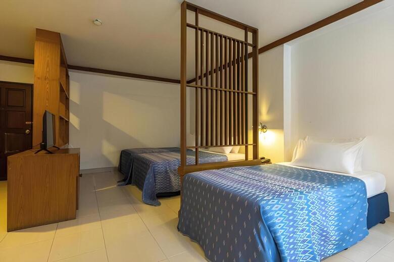 Howard Square Boutique Hotel