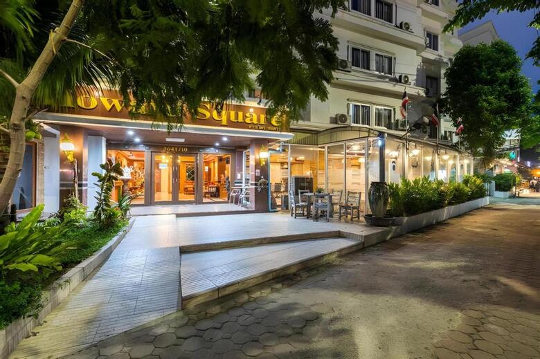 Howard Square Boutique Hotel