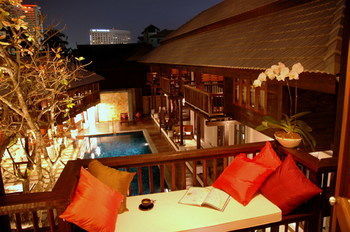Hotel Manathai Village