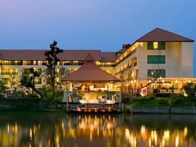 Hotel Ratilanna Riverside Spa Resort