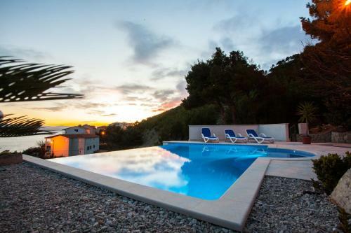 Apartments Lovic