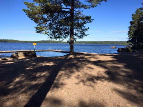 Albergue Lunedet Camping Caf� Restaurang Ab