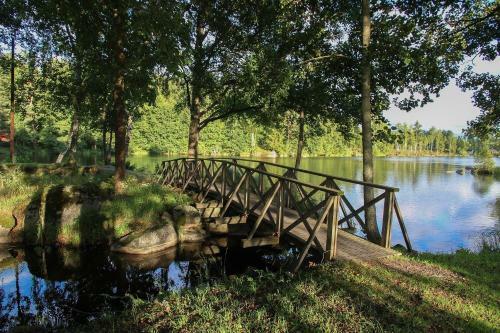 Albergue Lunedet Camping Caf� Restaurang Ab