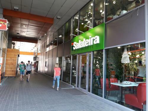 Near Airport Apartments