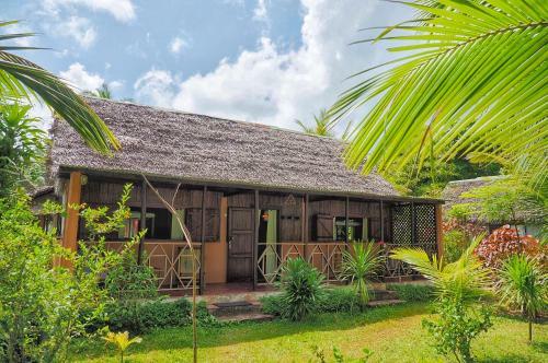 Lakana Hotel