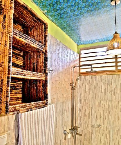 Hostal Yambi Guesthouse