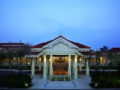 Hotel Wora Bura Resort & Spa