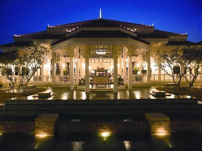 Hotel Wora Bura Resort & Spa