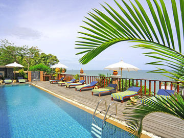 Hotel Phala Cliff Beach Resort