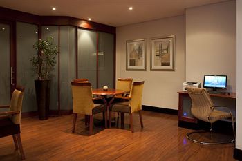 Hotel City Lodge Pinelands