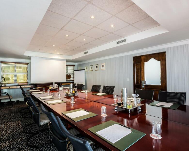 Hotel City Lodge Grandwest