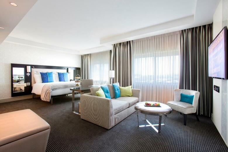 Hotel Southern Sun Waterfront