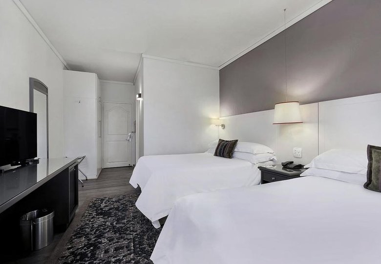 Hotel Protea Midrand