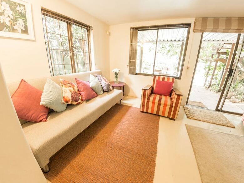 Hostal Mackaya Bella Guest House