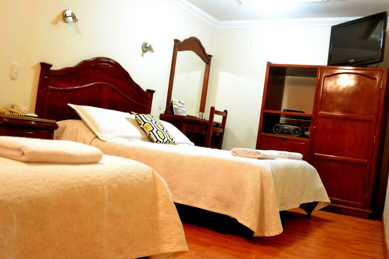 Hotel El Virrey Centro