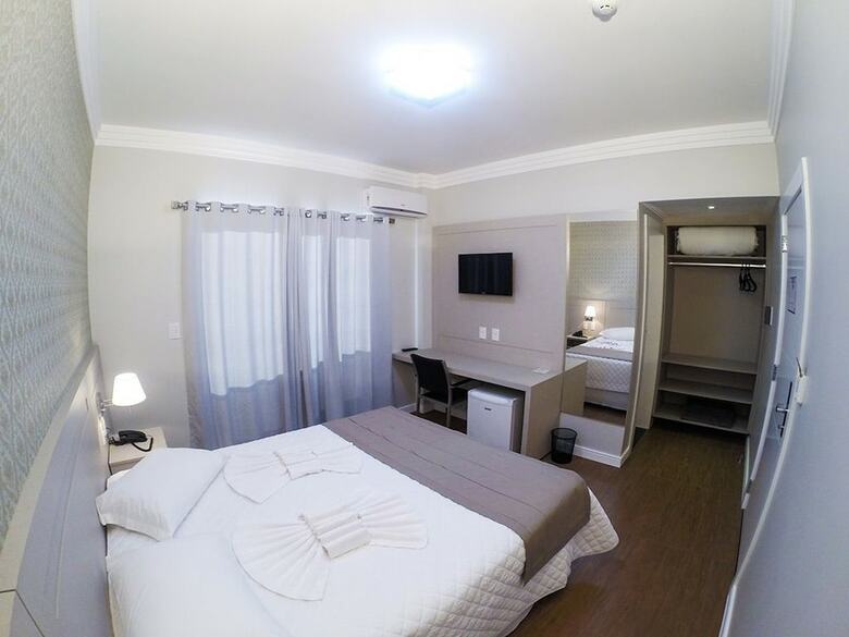 Seville Park Hotel
