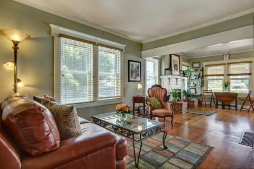 Hillcrest House Bed & Breakfast