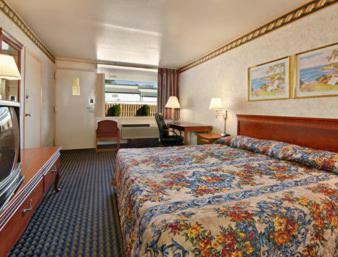 Hotel Ramada By Wyndham Baltimore West