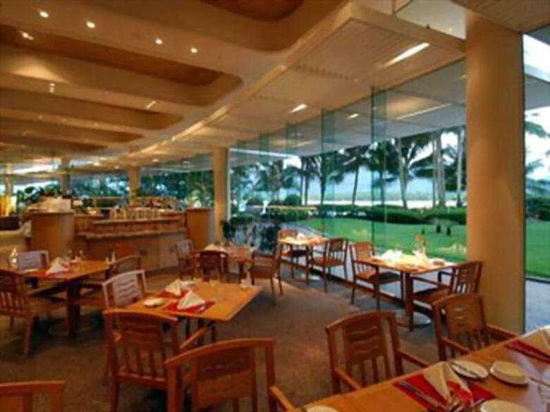 Hilton Cairns Hotel
