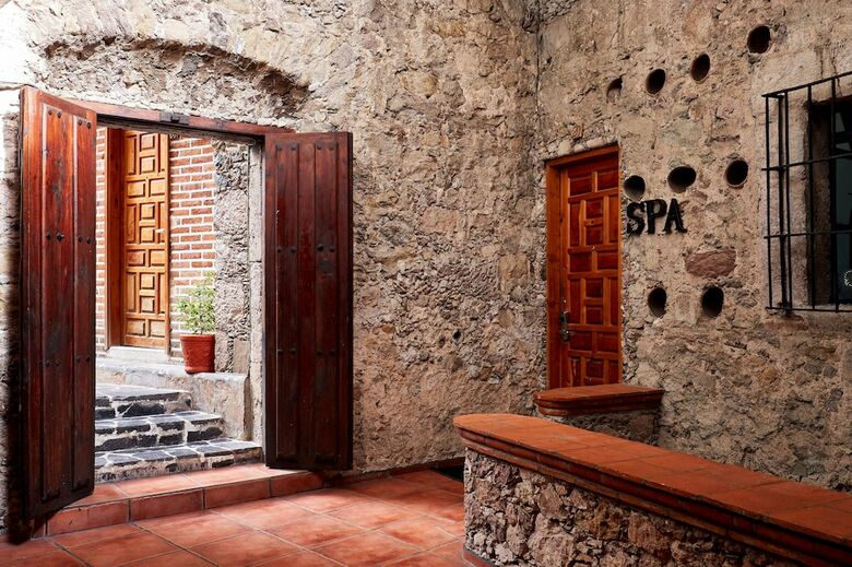 Hotel Agua Escondida